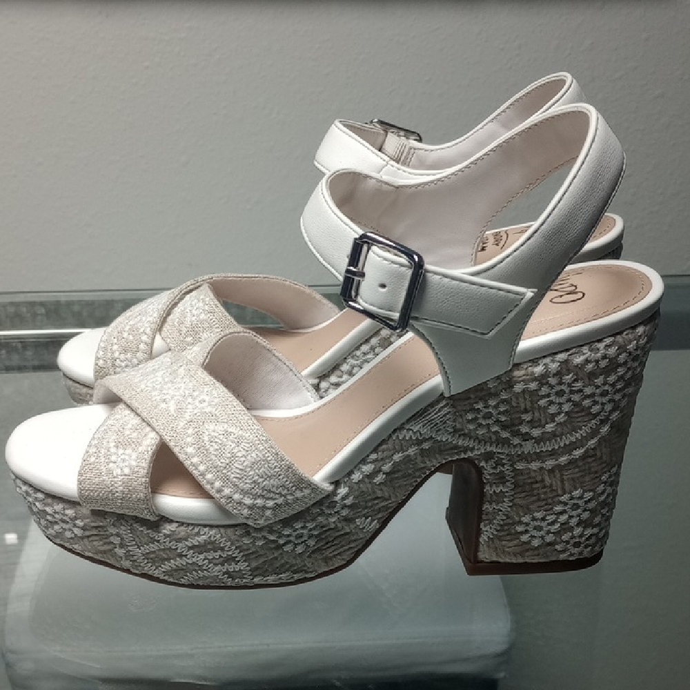 Impo White Platform Sandals -Lacy Look Sandal NWOT